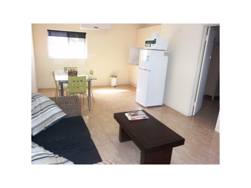 1-4/121 Durlacher Street, Geraldton WA 6530