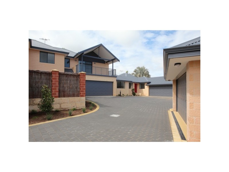 14/2 McDermott Avenue, Wandina WA 6530