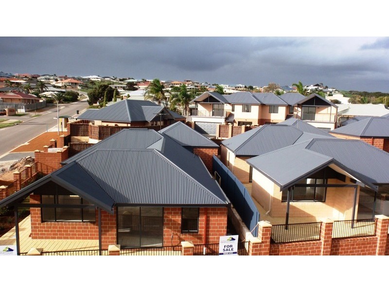 17/2 McDermott Avenue, Wandina WA 6530