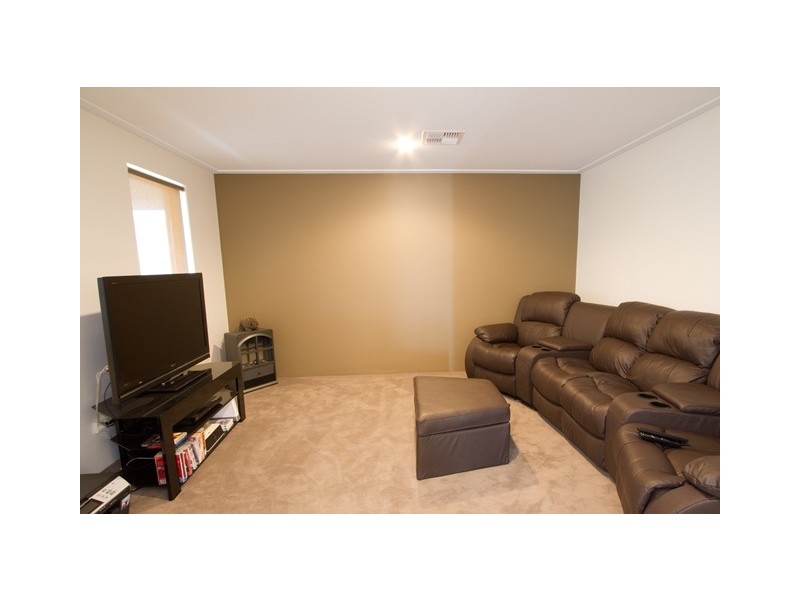 6 The Crowsnest, Drummond Cove WA 6532