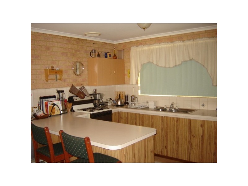 30 Kultown Drive, Waggrakine WA 6530