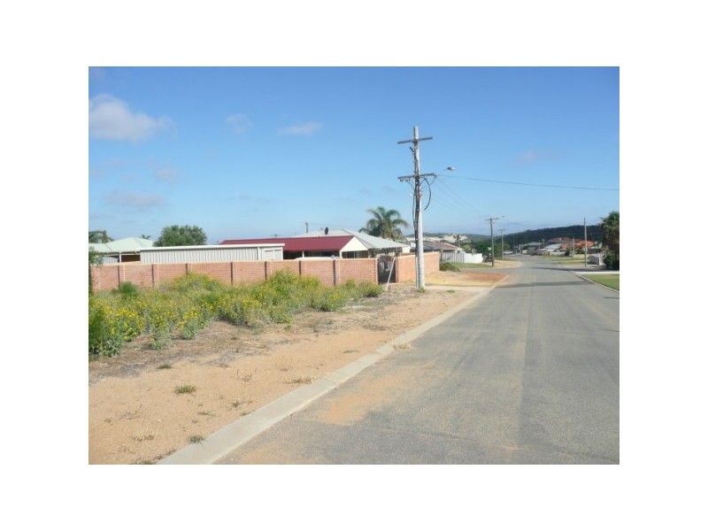 18 Thames Drive, Cape Burney WA 6532