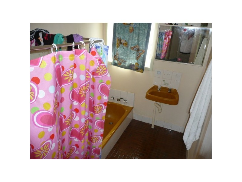 134 Abraham Street, Karloo WA 6530