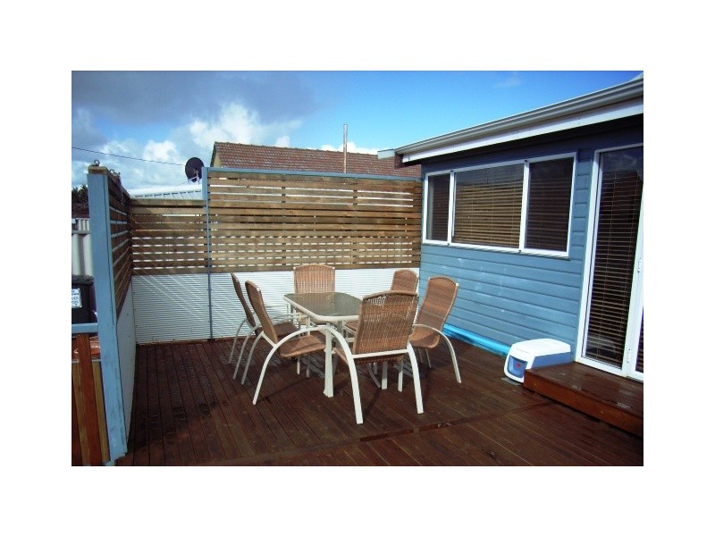 23 Whitfield Street, Beachlands WA 6530