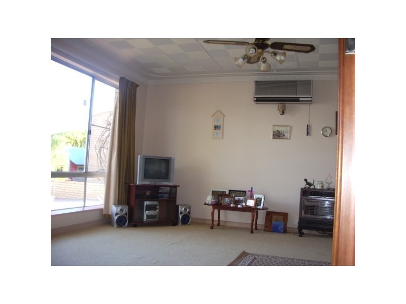 7 Jasmin Street, Geraldton WA 6530