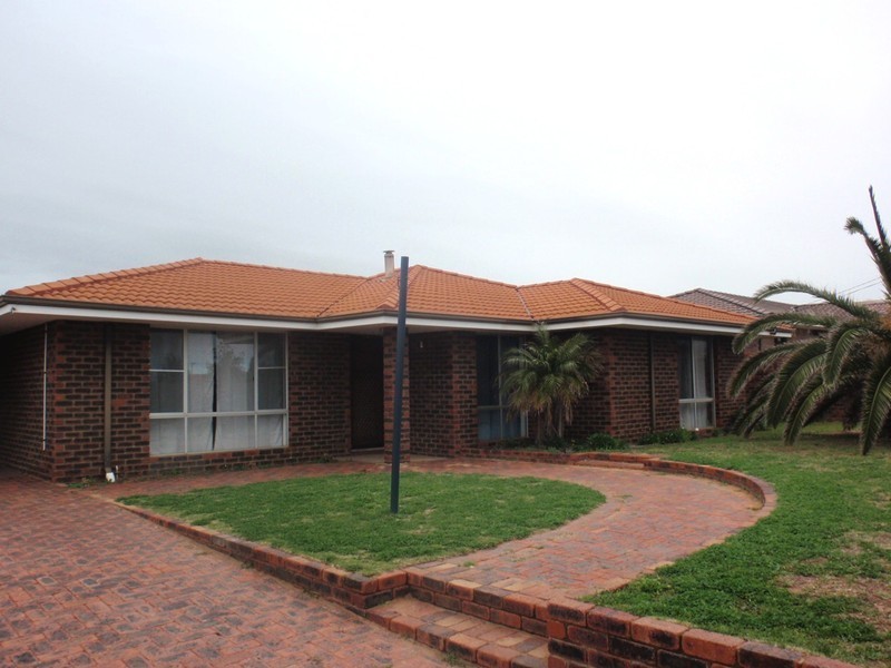 28 Hakea Street, Tarcoola Beach WA 6530