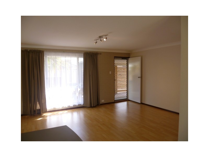 280A Sixth Street, Wonthella WA 6530