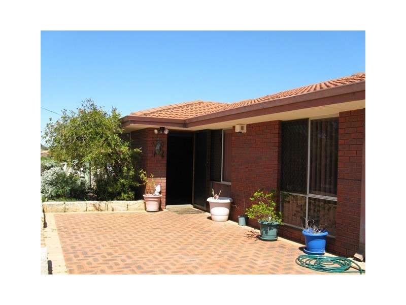 20 Broadfield Close, Utakarra WA 6530