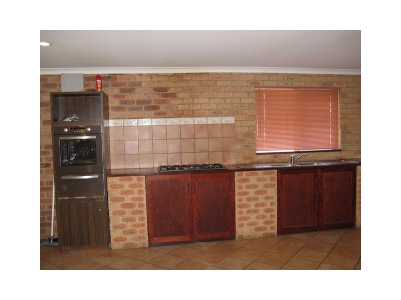 20 Broadfield Close, Utakarra WA 6530