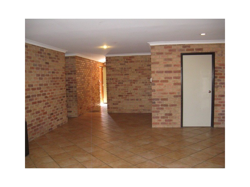 20 Broadfield Close, Utakarra WA 6530