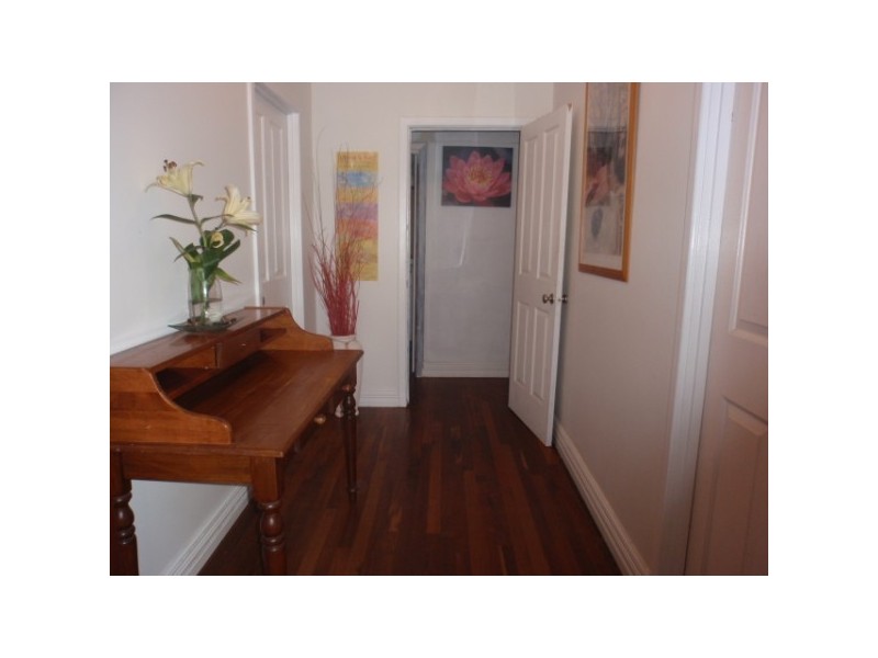 16 Whitfield Street, Beachlands WA 6530