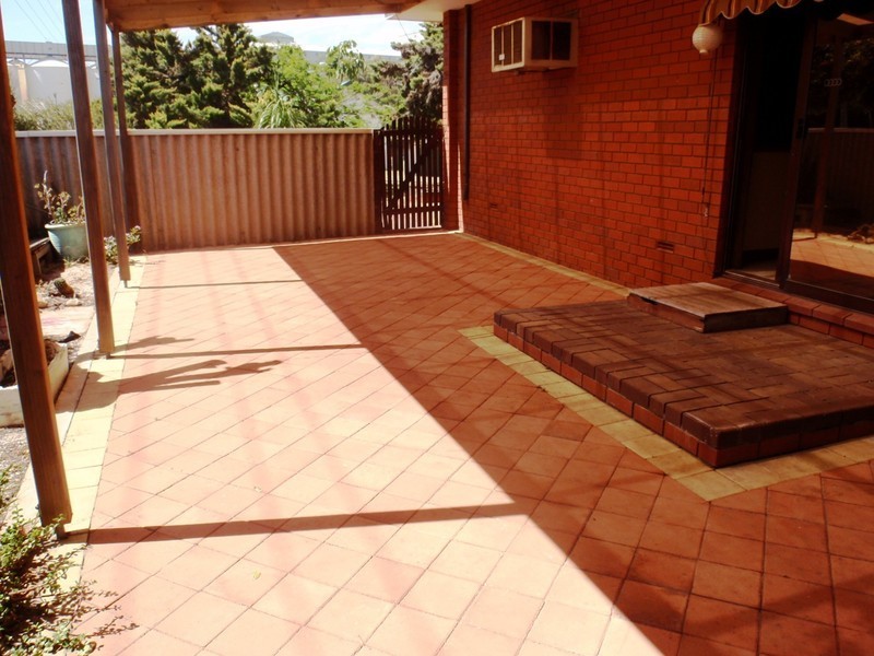 29 Conway Street, Beachlands WA 6530