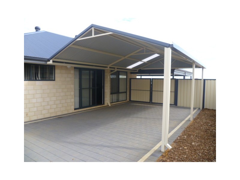 24 Ego Creek Loop, Waggrakine WA 6530