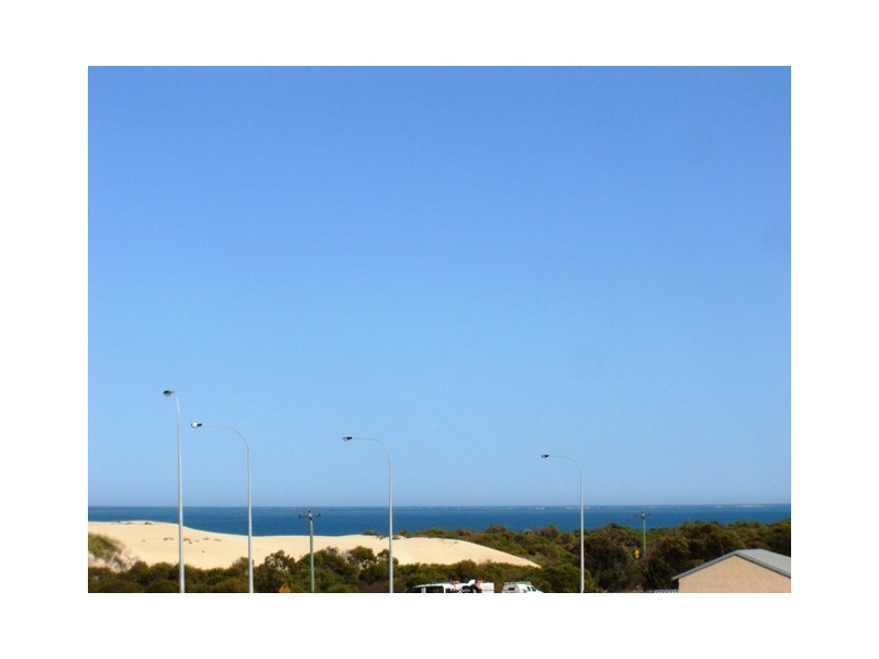 24 Evana Terrace, Wandina WA 6530