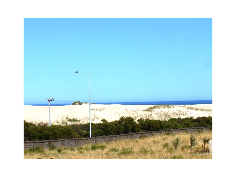 24 Evana Terrace, Wandina WA 6530