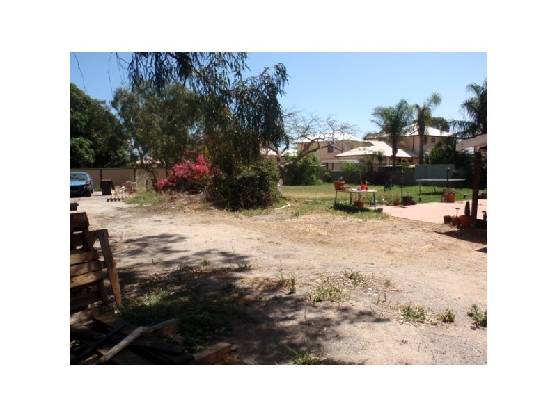 131 Railway Street, Bluff Point WA 6530