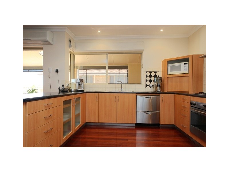 12 Conch Rise, Wandina WA 6530