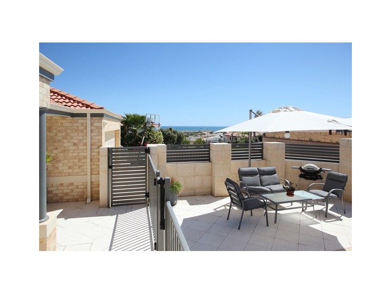 12 Conch Rise, Wandina WA 6530