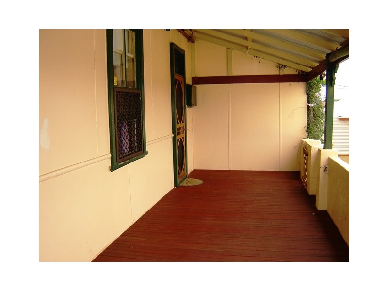 83 Francis Street, Beachlands WA 6530