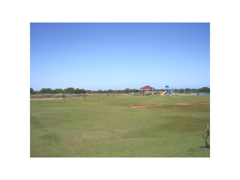 Lot 118 Moloney St, Utakarra WA 6530