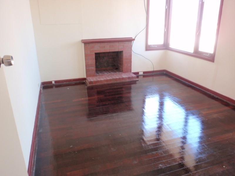 9 Digby Street, Rangeway WA 6530