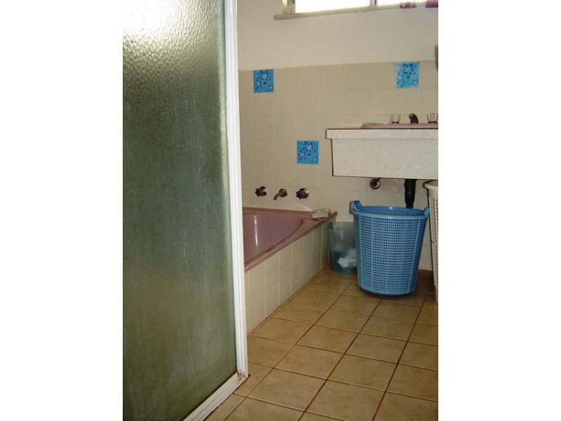 278B Sixth Street, Wonthella WA 6530