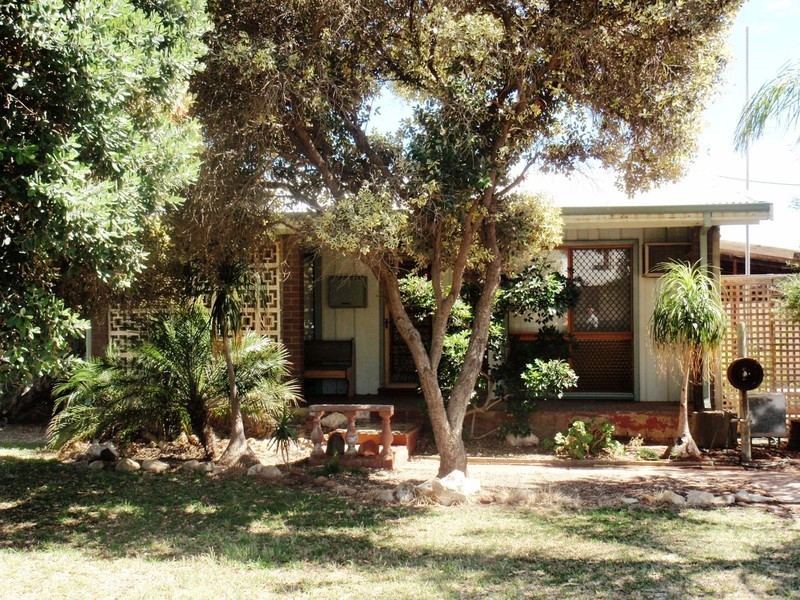 255 Sixth Street, Wonthella WA 6530