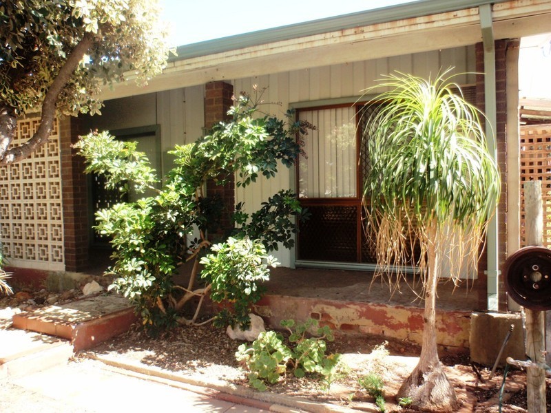 255 Sixth Street, Wonthella WA 6530