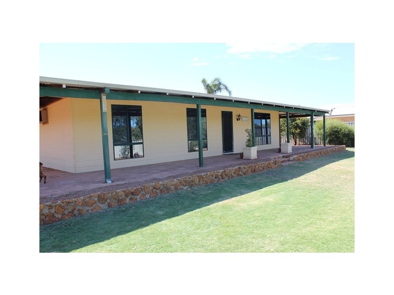 106 Beattie Road, Waggrakine WA 6530