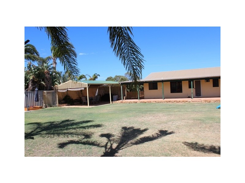 106 Beattie Road, Waggrakine WA 6530