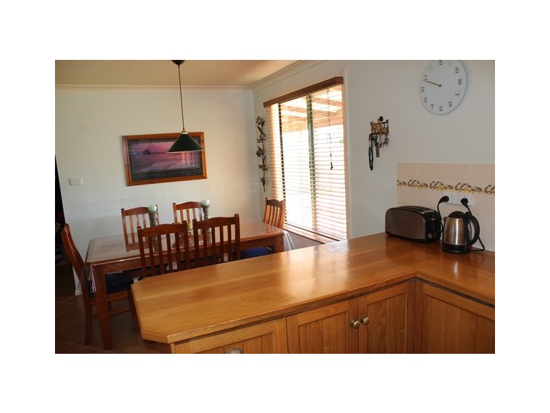 106 Beattie Road, Waggrakine WA 6530