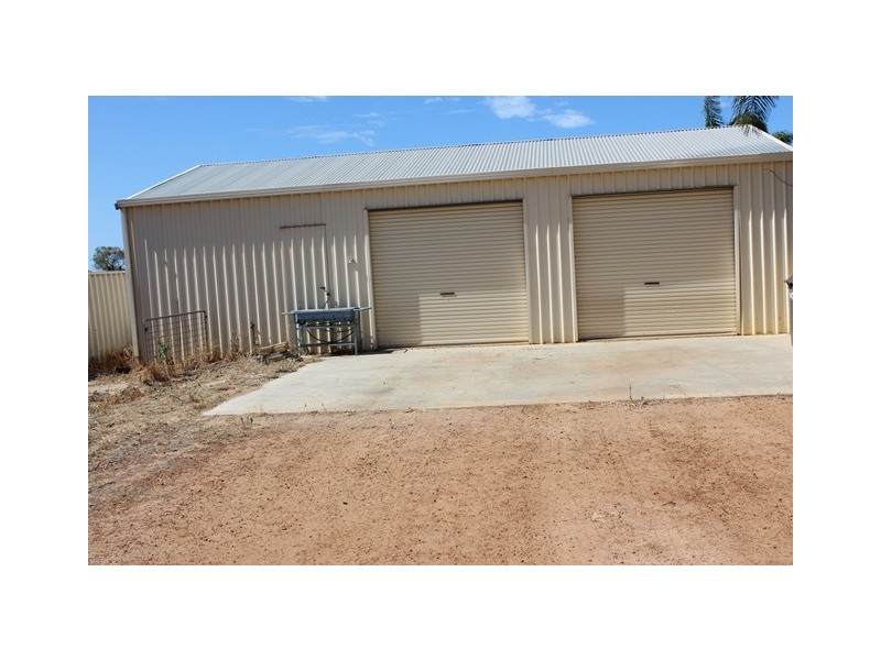 106 Beattie Road, Waggrakine WA 6530