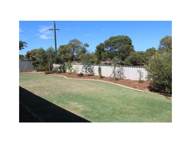 106 Beattie Road, Waggrakine WA 6530