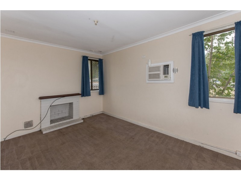 2 Zamia Street, Rangeway WA 6530