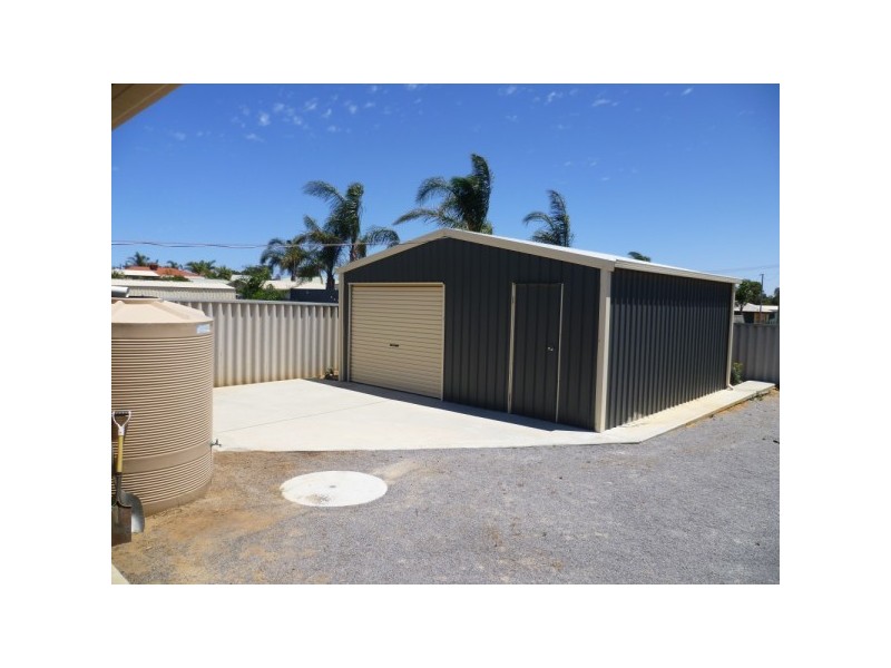 1 Boaz Street, Karloo WA 6530