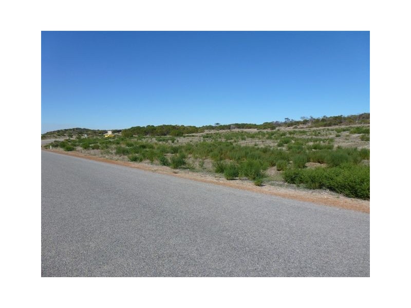 Lot 114 African Reef Boulevard, Greenough WA 6532