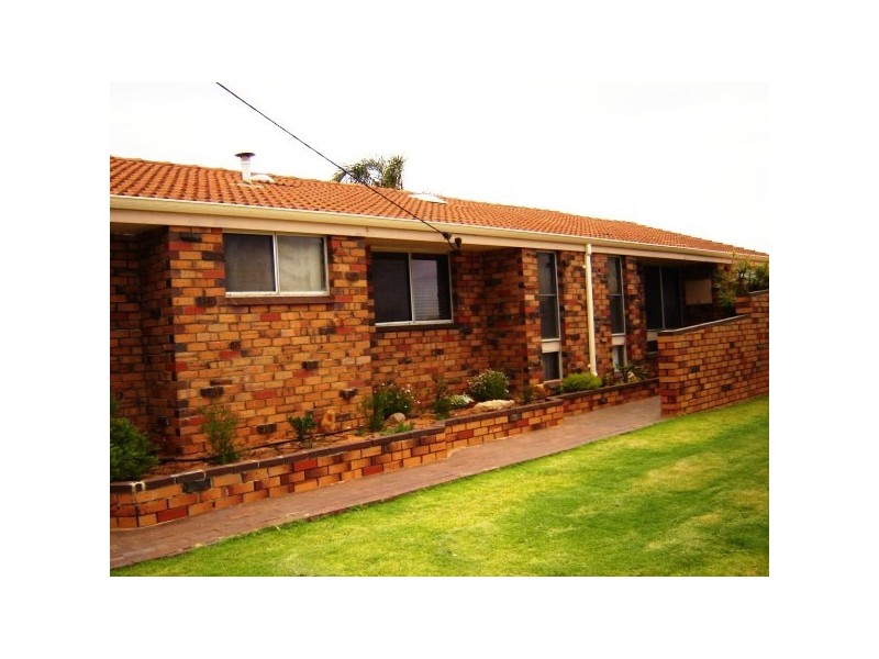 2 Roebuck Street, Mahomets Flats WA 6530