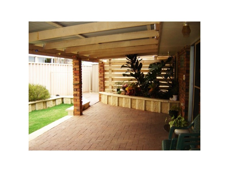 2 Roebuck Street, Mahomets Flats WA 6530