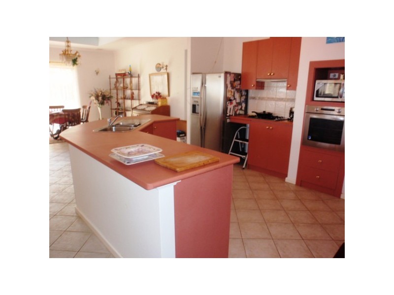 32 Columbus Blvd, Wandina WA 6530