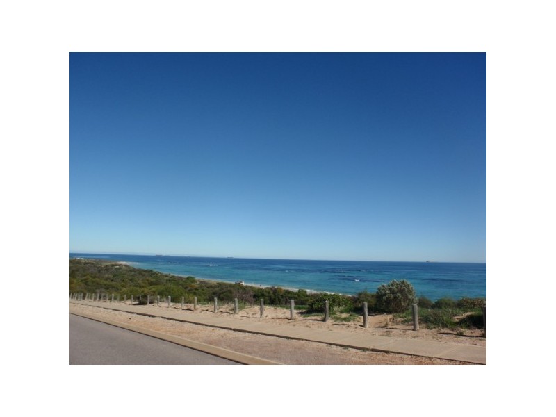 7 Starboard Way, Drummond Cove WA 6532