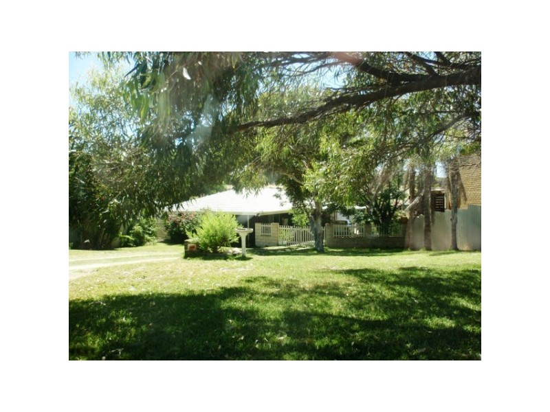 4 Wigley Place, Tarcoola Beach WA 6530