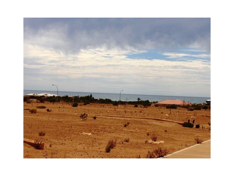 11 Lugger Outlook, Glenfield WA 6532