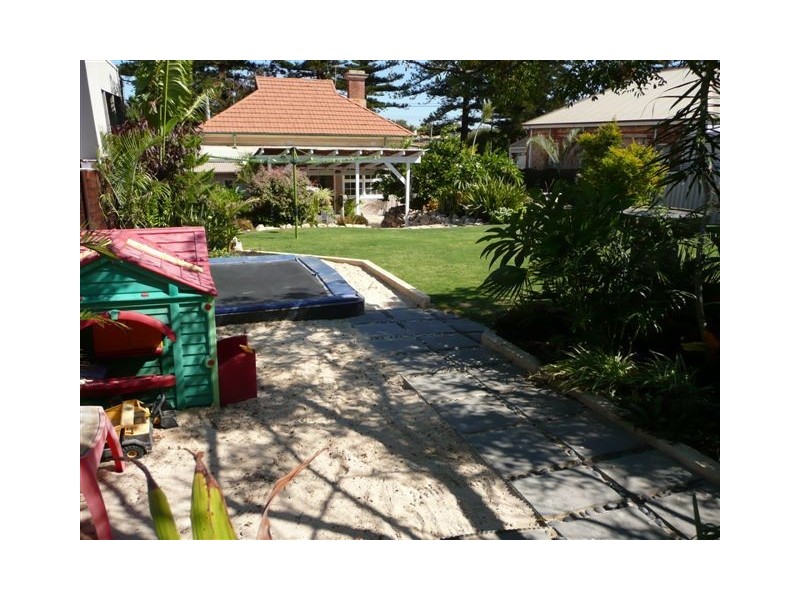 167 Durlacher Street, Geraldton WA 6530