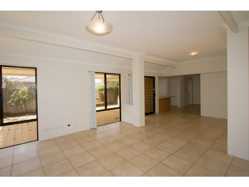 10 Beagle Place, Geraldton WA 6530