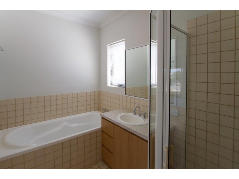 10 Beagle Place, Geraldton WA 6530