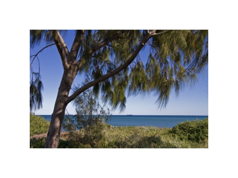 30 Stillwater Avenue, Drummond Cove WA 6532