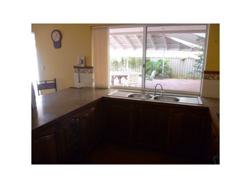 12 Calythrix Court, Strathalbyn WA 6530