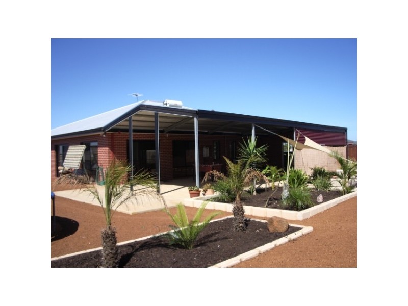 10 Fuchsia Close, Strathalbyn WA 6530