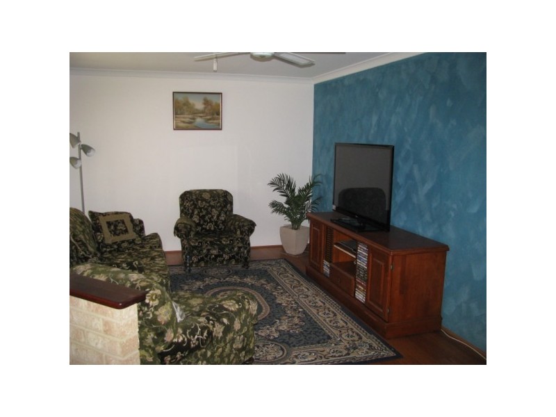 13 Candlebark Drive, Strathalbyn WA 6530