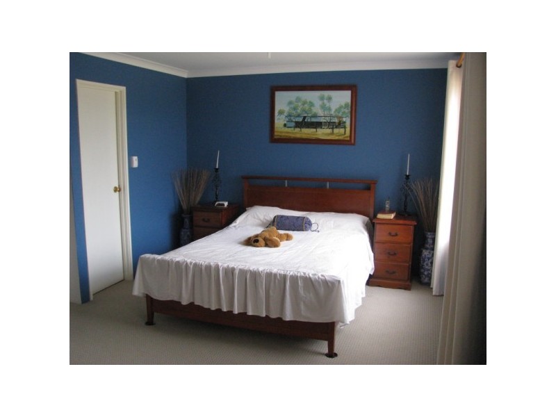 13 Candlebark Drive, Strathalbyn WA 6530